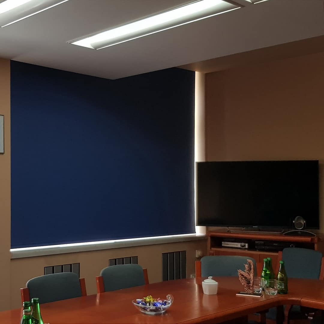 Rolety wewnętrzne w kasecie